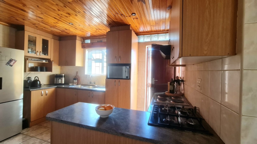 2 Bedroom Property for Sale in Belhar Western Cape